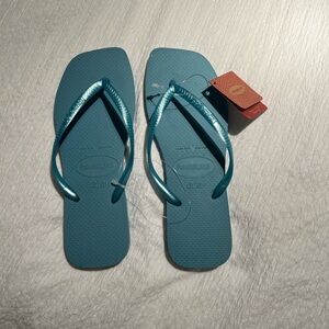 Havaianas Teal Flip Flops